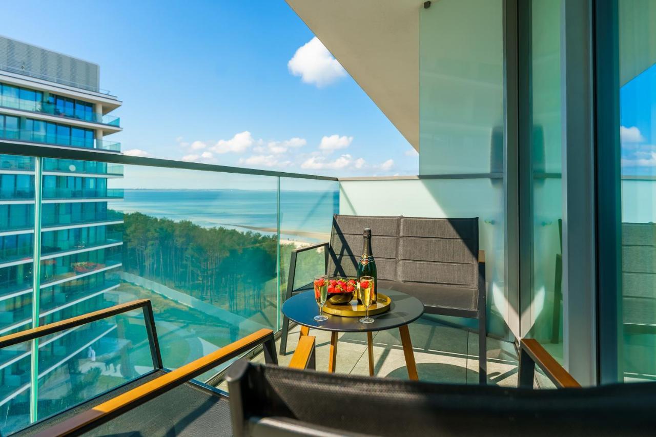 Apartament Waves - Baltic View By Noclegi Renters Miedzyzdroje Exterior photo